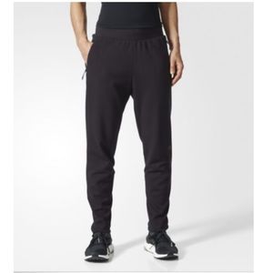 Adidas women's Athletics ZNE Striker pants black M